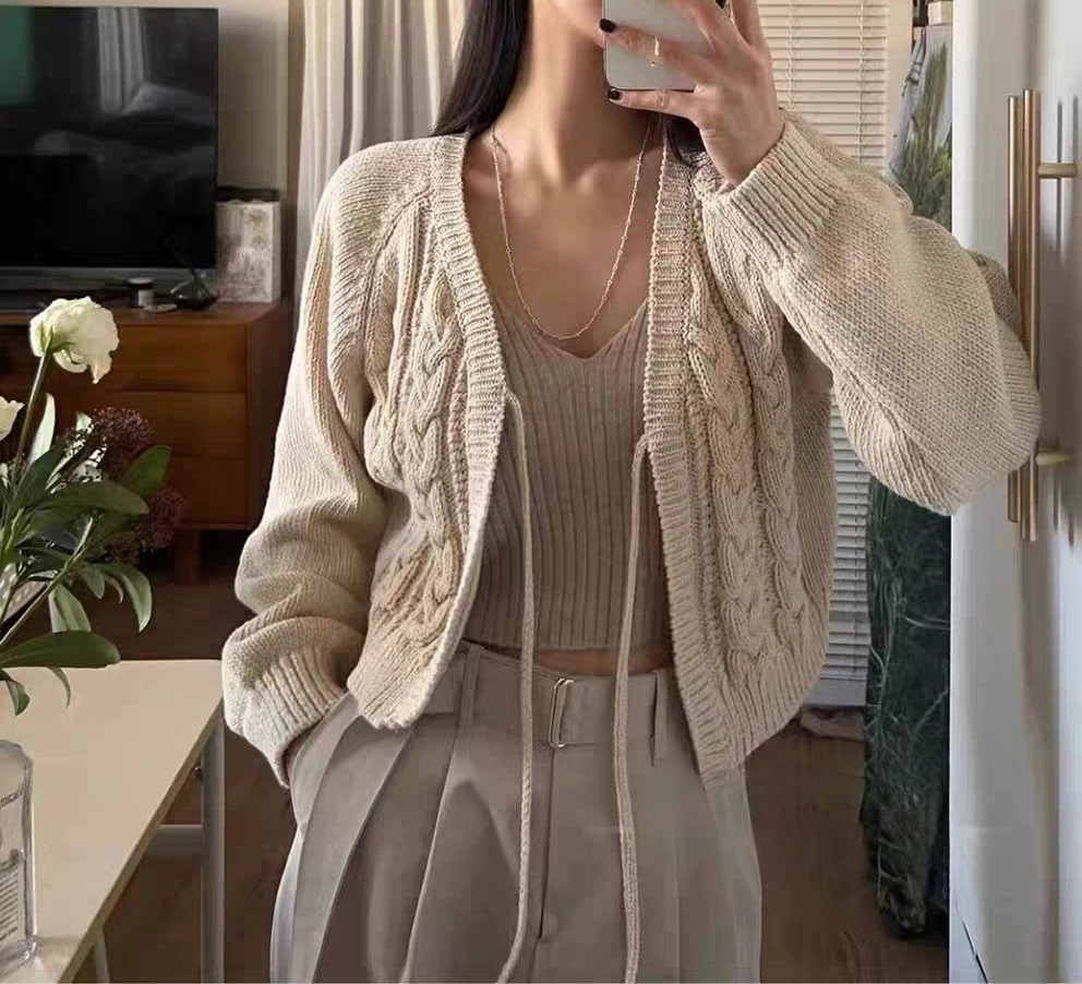 Yu momo Korean blogger style cable flower cardigan 2023 summer new fashion slim sweater jacket female