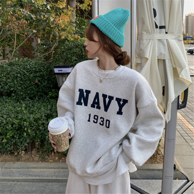 Super popular loose letter printed sweatshirt jacket trendy ins early autumn new age-reducing niche design pullover top for women