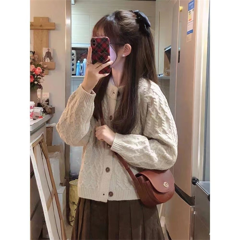 Early autumn women's clothing 2023 new Korean style salt style sweater jacket versatile and fashionable