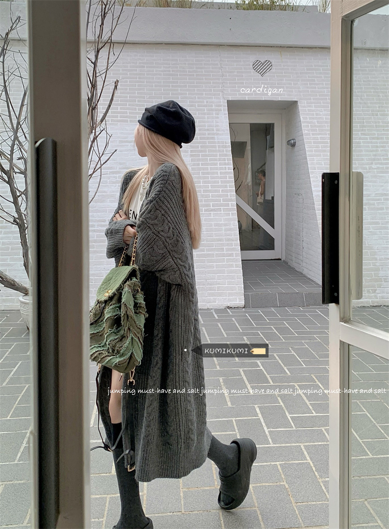 Cashmere 8 yarn gray twist knitted sweater cardigan for women autumn lazy style soft waxy sweater mid-length coat