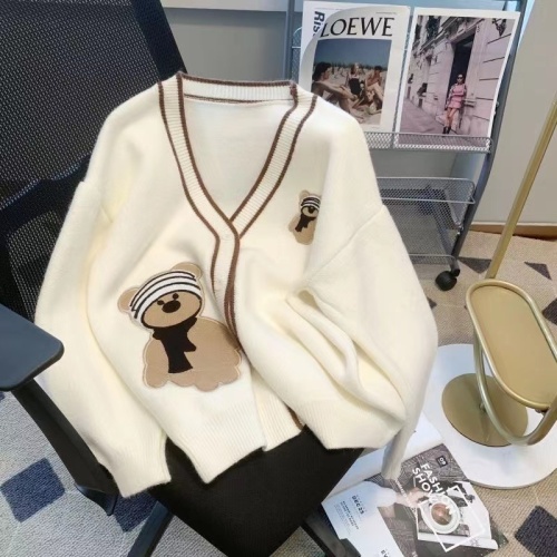 Korean style lazy style contrasting color knitted jacket women's design bear embroidered sweater early autumn soft waxy style milk sweater
