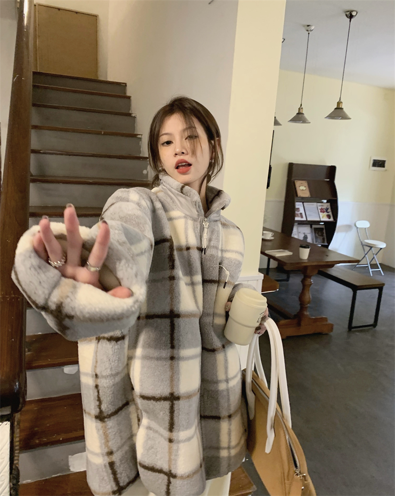 2023 Winter New Stand Neck Warm and Thick Plaid Zipper Fur Coat