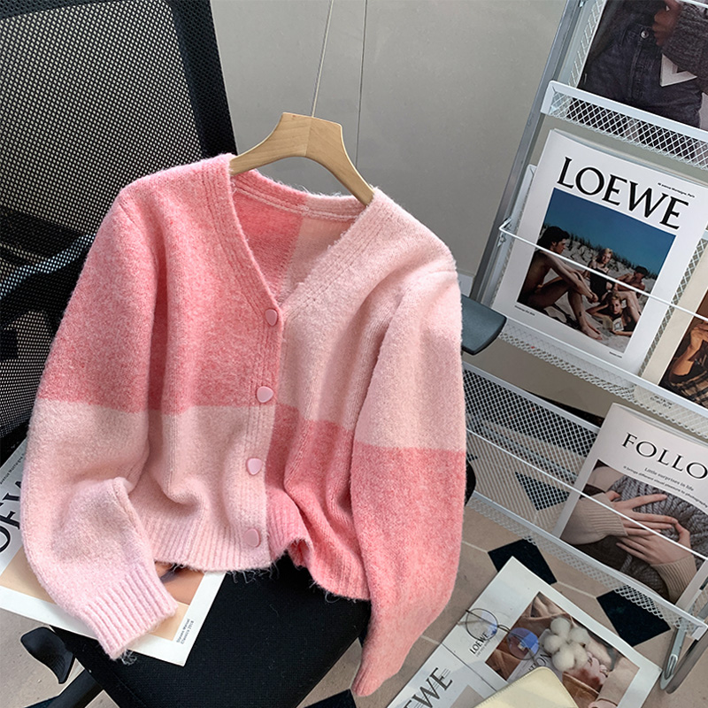 2023 new autumn and winter pink V-neck short sweater for women Korean chic unique long-sleeved top