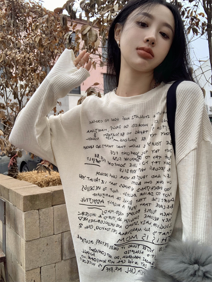 Designed letter print niche long-sleeved T-shirt women's autumn loose casual bottoming top