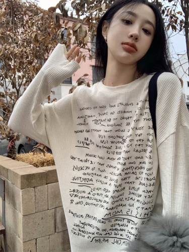 Designed letter print niche long-sleeved T-shirt women's autumn loose casual bottoming top