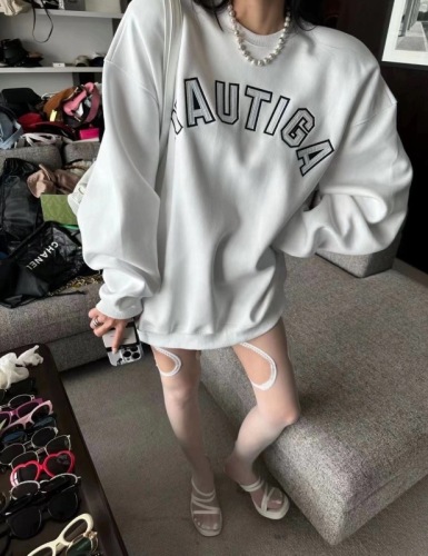 Thirteen lines of new Korean style simple embroidered letters, versatile multi-color loose pullover round neck sweatshirt for women ins trend
