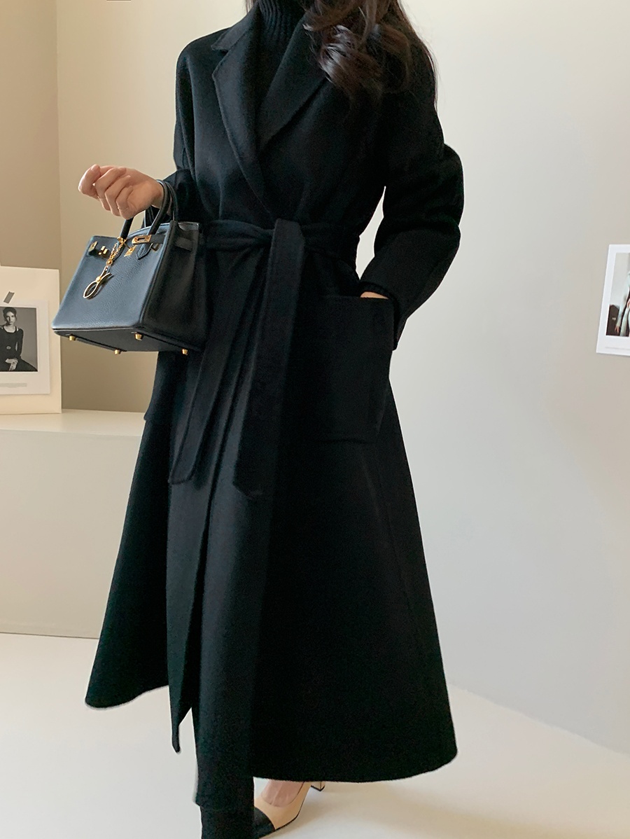 Korean Dongdaemun French retro temperament Hepburn style pocket lace-up woolen coat long woolen coat