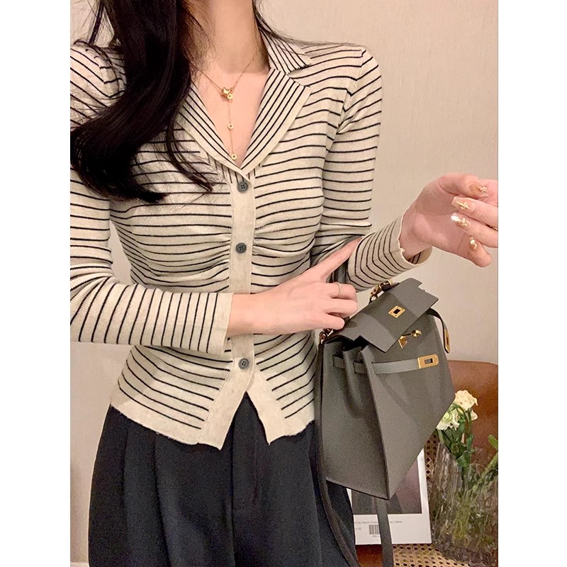 MUKOK Striped Knitted Cardigan Women's 2023 New Early Autumn Design Niche Versatile Slim V-Neck Wool Sweater