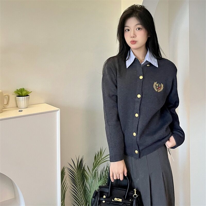 Soft waxy round neck small fragrant style knitted cardigan for women 2023 autumn and winter French slim and chic outer sweater jacket