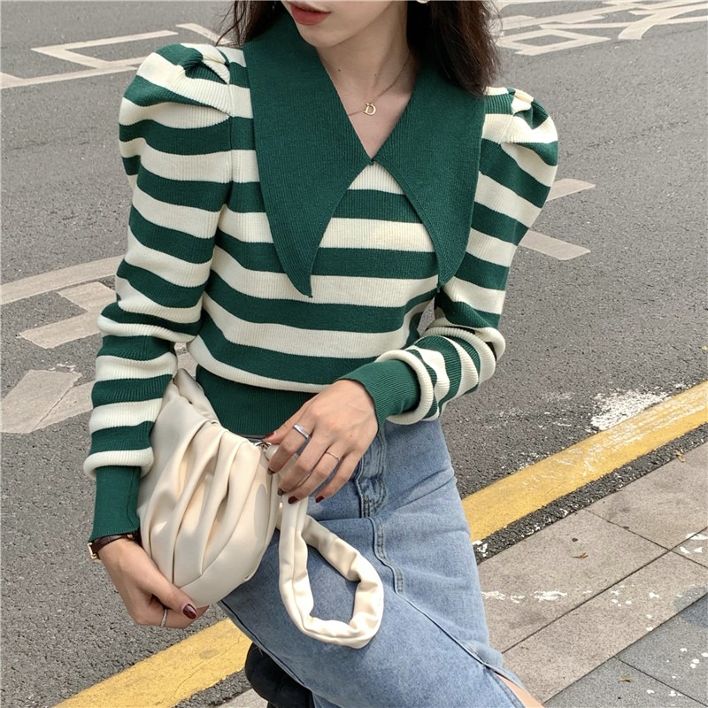 Spring and Autumn Lazy Short Top Design 2023 New Retro Striped Long Sleeve Sweater Women's Sweater Niche