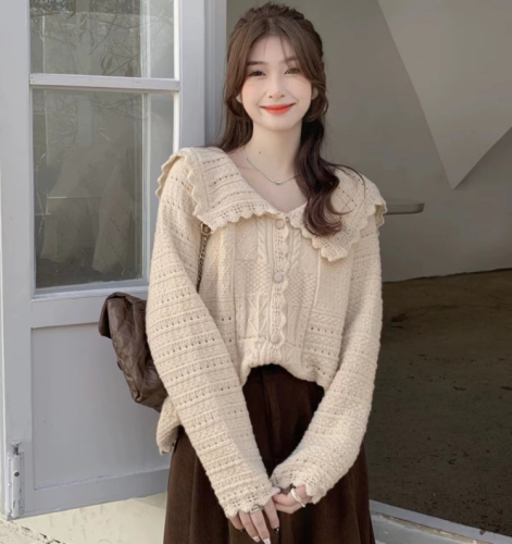 New autumn and winter large size women's knitted cardigan French gentle doll collar sweater coat niche Korean style coat