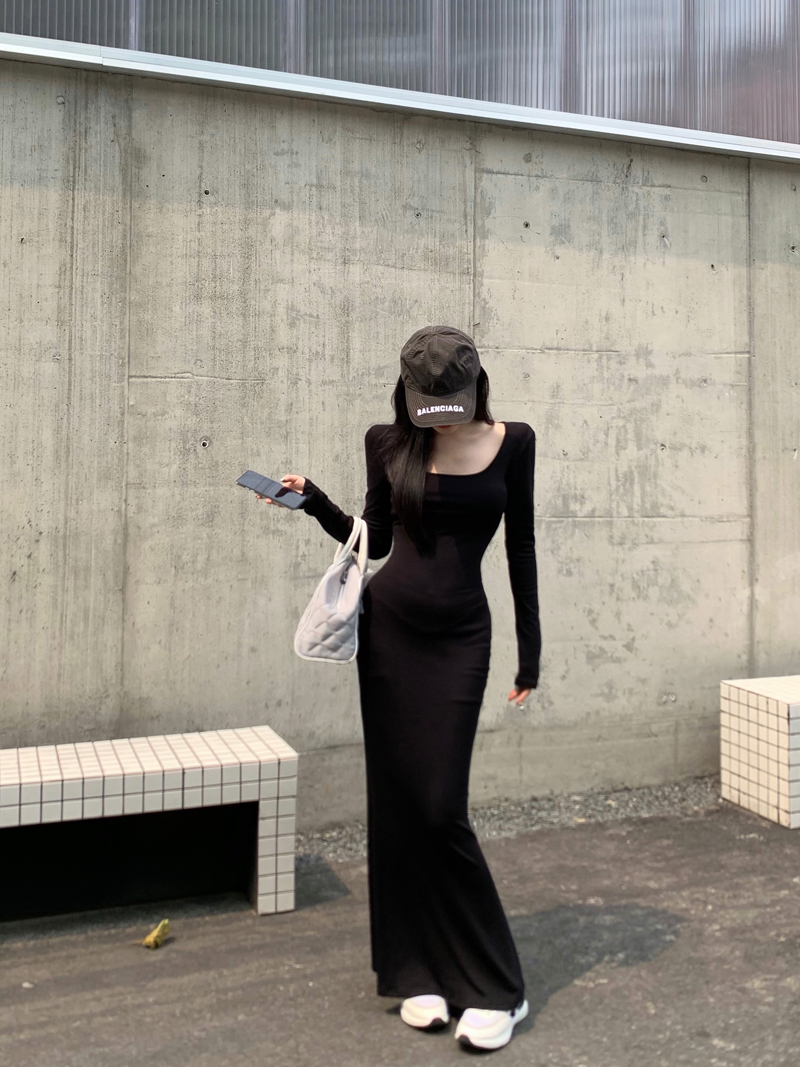 2023 Autumn Pure Desire Sexy Hot Girl Slim Fit Hip-covering Black Long Sleeve Dress Women's Long Skirt