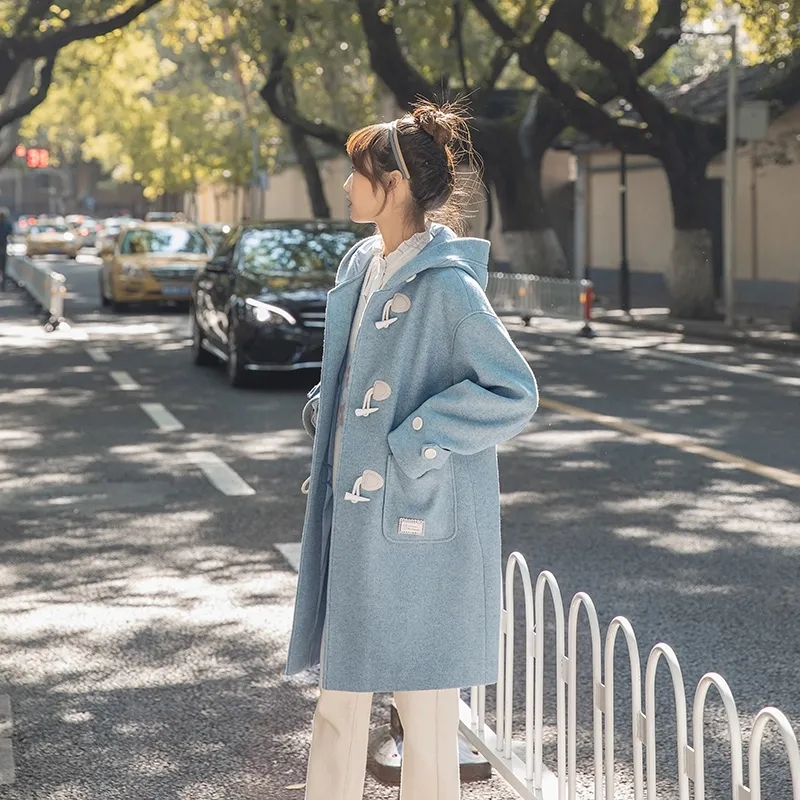 Autumn and winter new Korean version 2023 Japanese college style loose horn button mid-length woolen coat jacket hooded for women