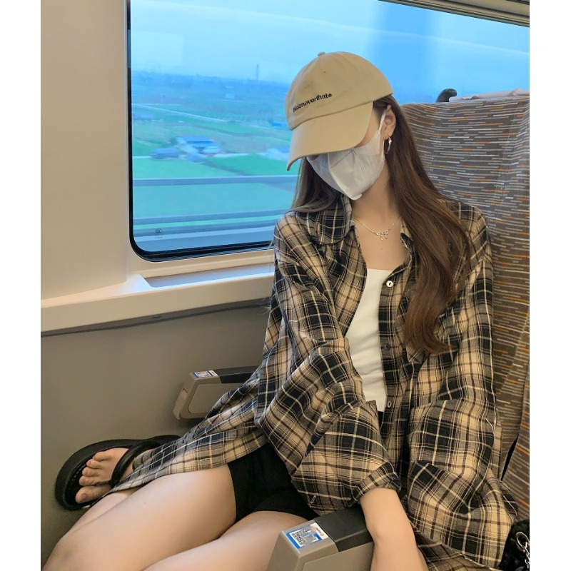 Early autumn lazy style loose plaid shirt women's design retro long-sleeved casual chic Korean tops and jackets
