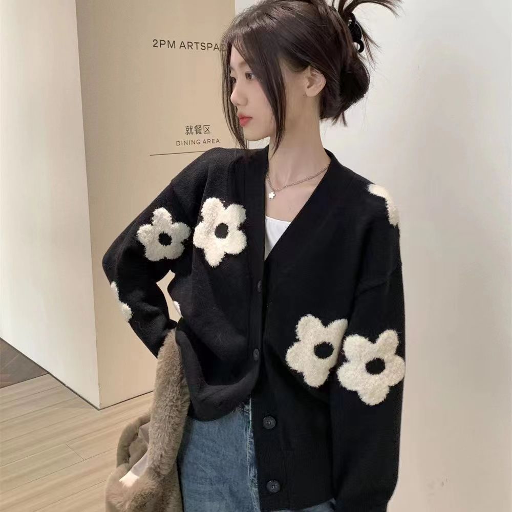 Gentle and lazy style flower embroidered sweater jacket for women in autumn and winter new style loose and versatile V-neck knitted top