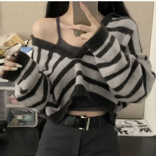 New American Striped Knitted Vest Small Loose Slim Sweet Spicy Casual Fashion Sweater