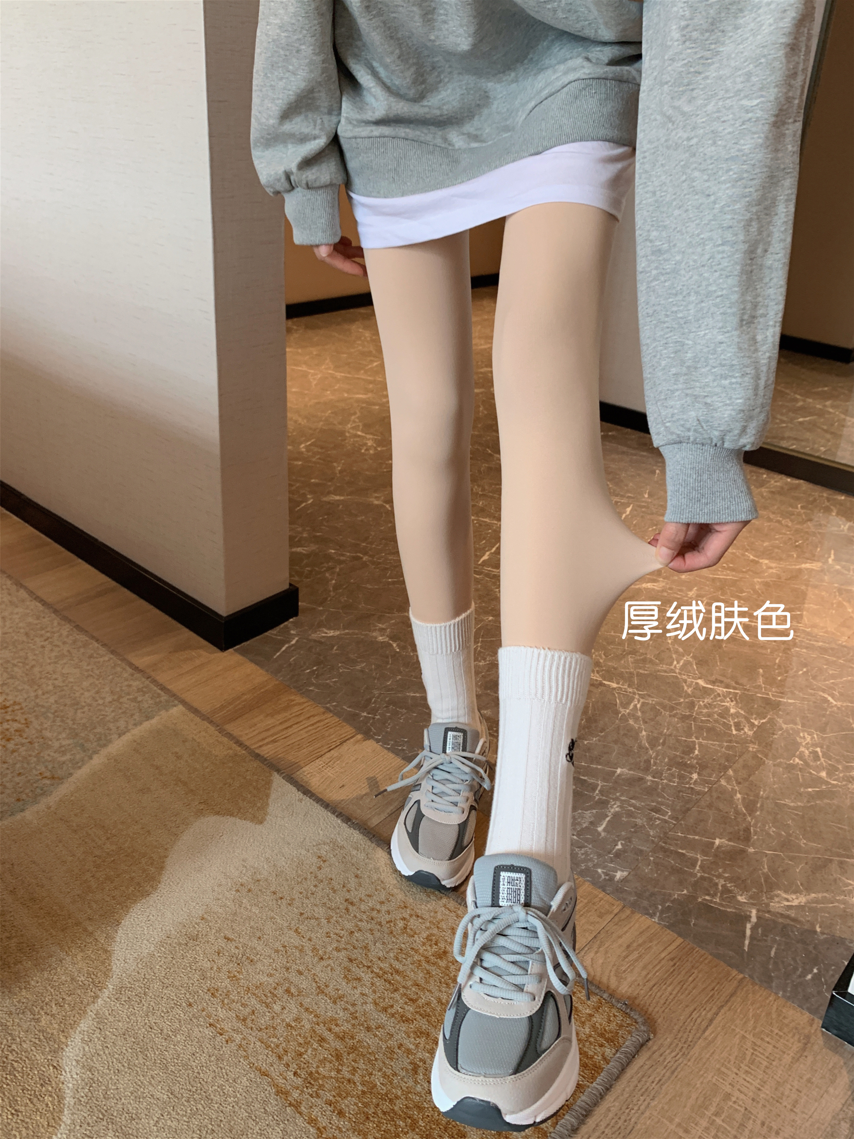 New velvet thickened stockings leggings autumn and winter women's socks bare legs artifact socks for outer wear