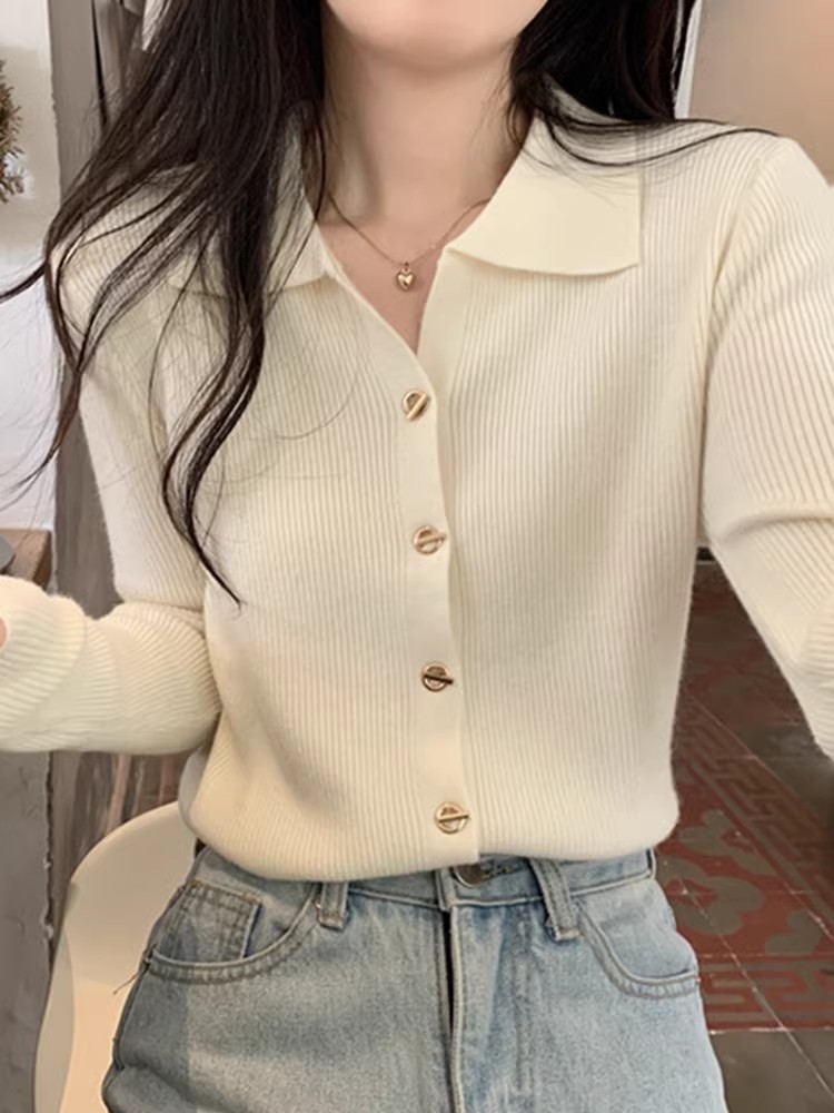 2023 new autumn French polo collar sweater button high-end design chic knitted cardigan bottoming top