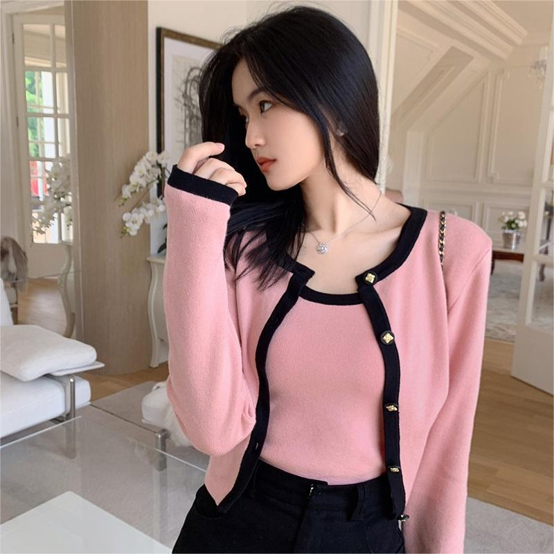 2023 autumn and winter new style soft and waxy fragrance design pink knitted cardigan two-piece set for women