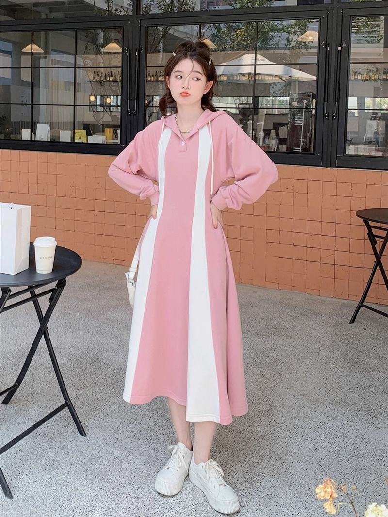 2023 fashionable age-reducing sweatshirt dress for women with slim waist, large size hooded mid-length dress, fat mm 200 pounds