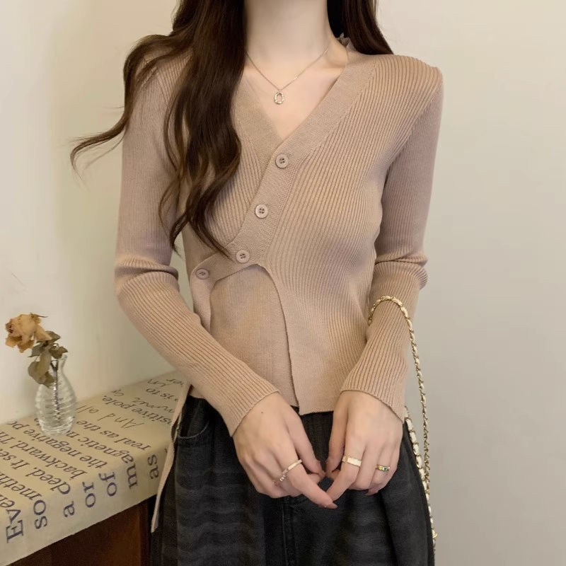 韓版不規則V領修身打底衫2023早秋新款短款百搭針織開衫ins苞芯紗