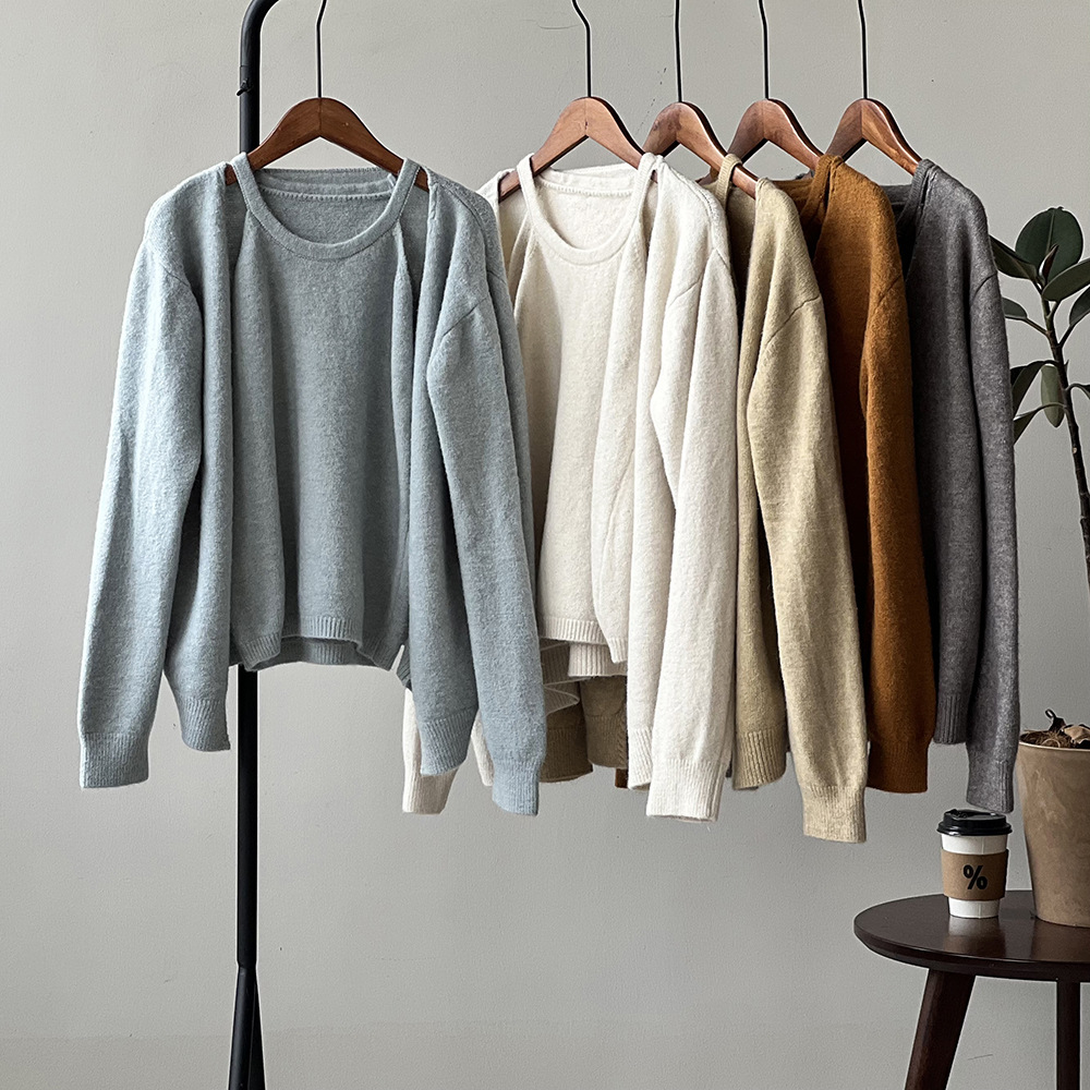 ~Korean style soft waxy sweater two-piece set for women 2023 autumn and winter new style gentle suspender cardigan sweater