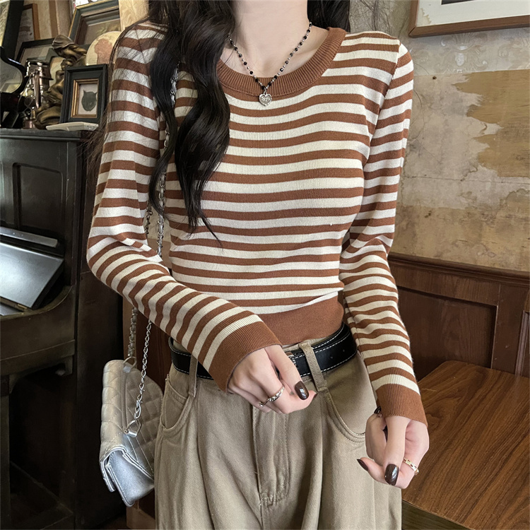 French contrast striped hot girl design niche long-sleeved sweater autumn short top for women