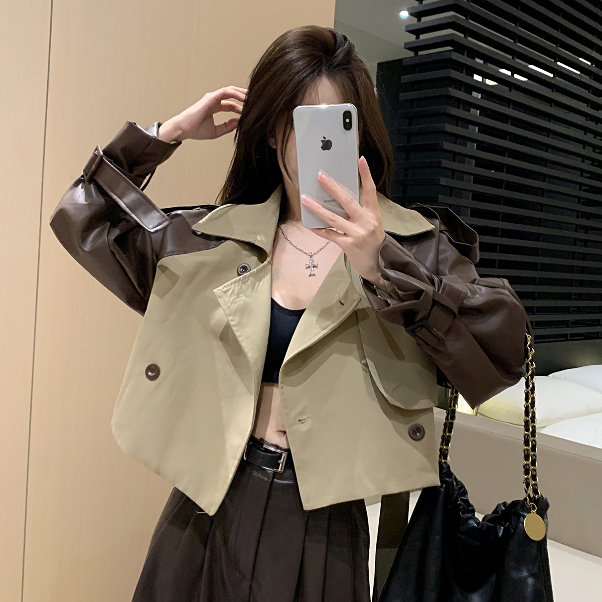 英倫拼接PU皮短款風衣小個子2023新款秋季百搭夾克外套女