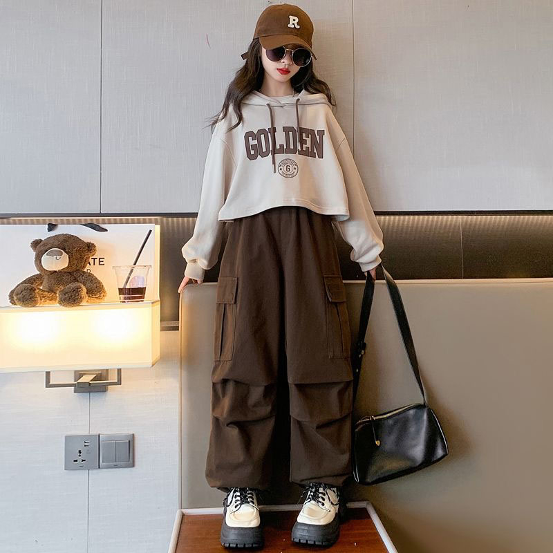 Girls suit autumn clothing 2023 new medium and large children's clothing autumn fashionable sweatshirt overalls two-piece set