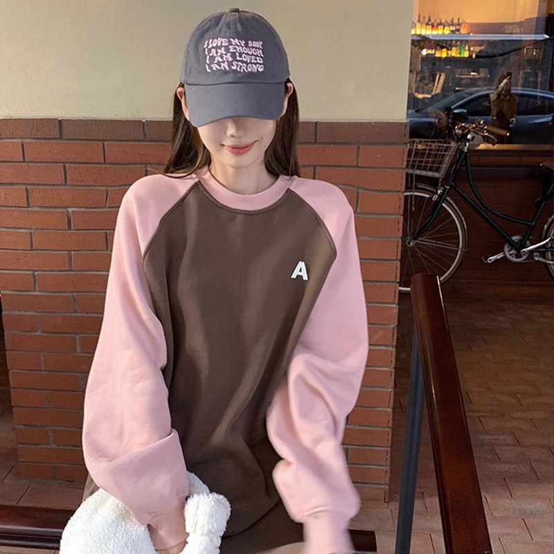 Original workmanship, sweet contrasting color long-sleeved T-shirt for women, autumn 2023 new loose design cartoon print top