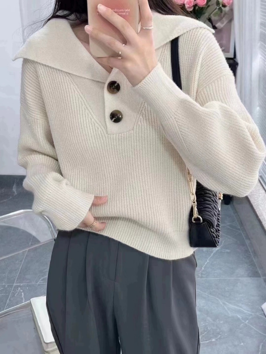 Retro lazy style large lapel pullover sweater for women autumn and winter 2023 new niche design loose knitted top