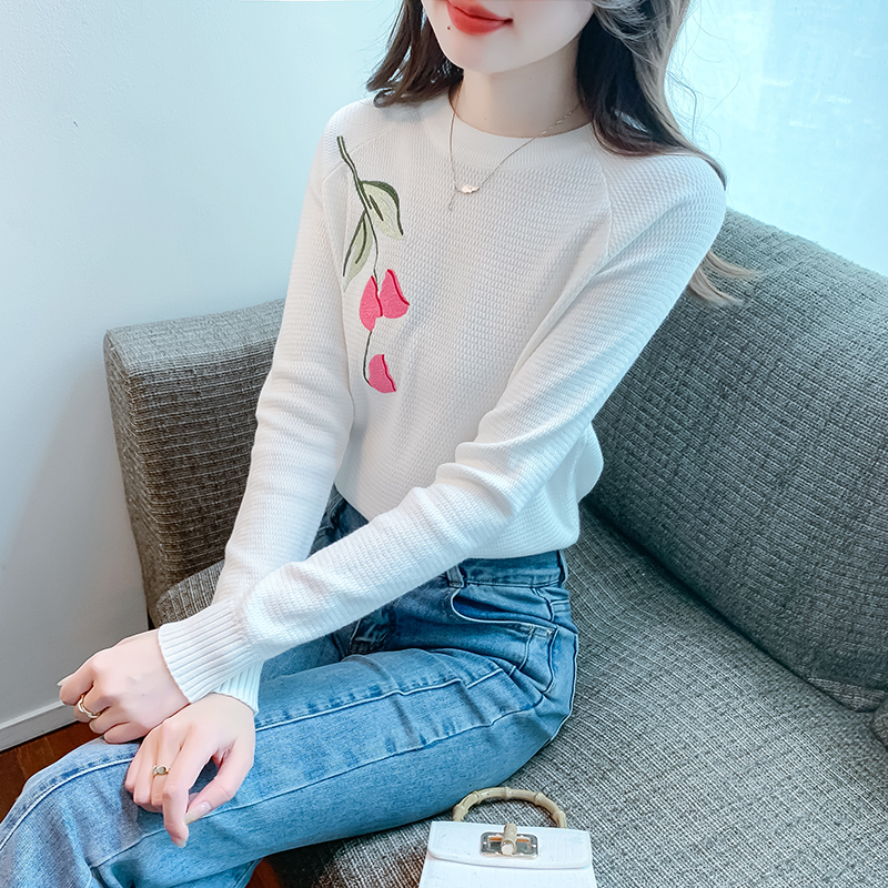 刺繡毛衣女設計感秋季針織2023新款秋冬內搭打底上衣針織衫