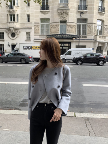 Korean chic autumn and winter French style round neck long-sleeved woolen coat for women loose and gentle short cardigan
