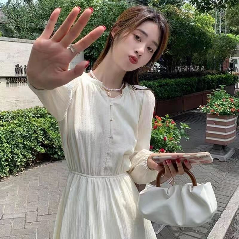米杏色連衣裙女學生新款甜美收腰藝術感森系初戀仙女裙