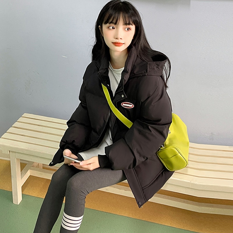 短款羽絨棉服2023年新款情侶加厚小眾設計感學生麵包冬小個子棉衣