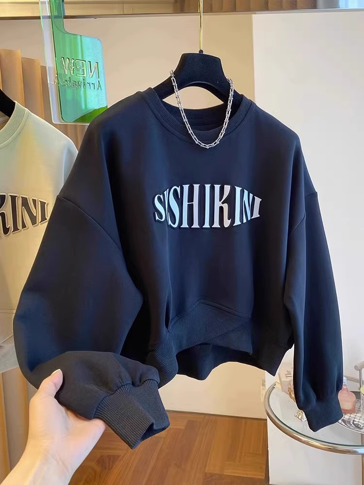 大魚鱗設計感小眾寬鬆休閒字母印花衛衣女早秋高腰短款上衣