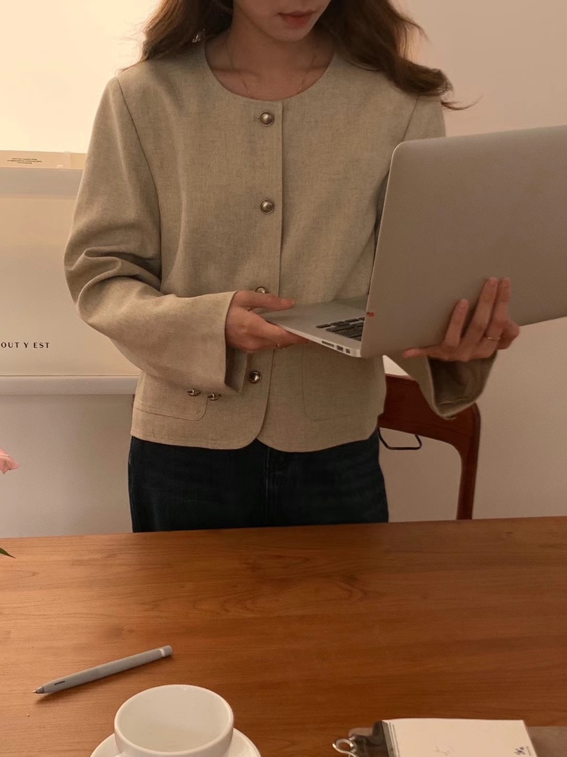 小香風圓領外套女小個子2023秋季新款韓版寬鬆顯瘦單排扣氣質上衣