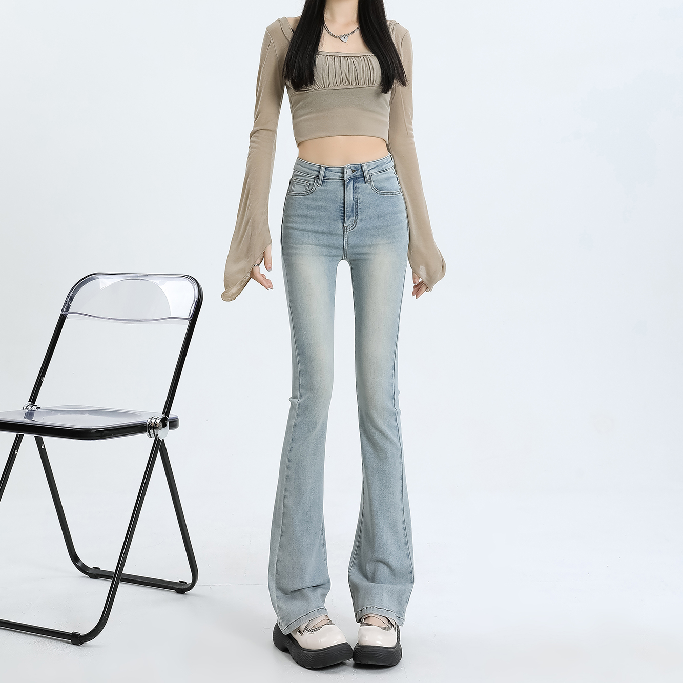2023秋季百搭高腰顯瘦喇叭牛仔褲女