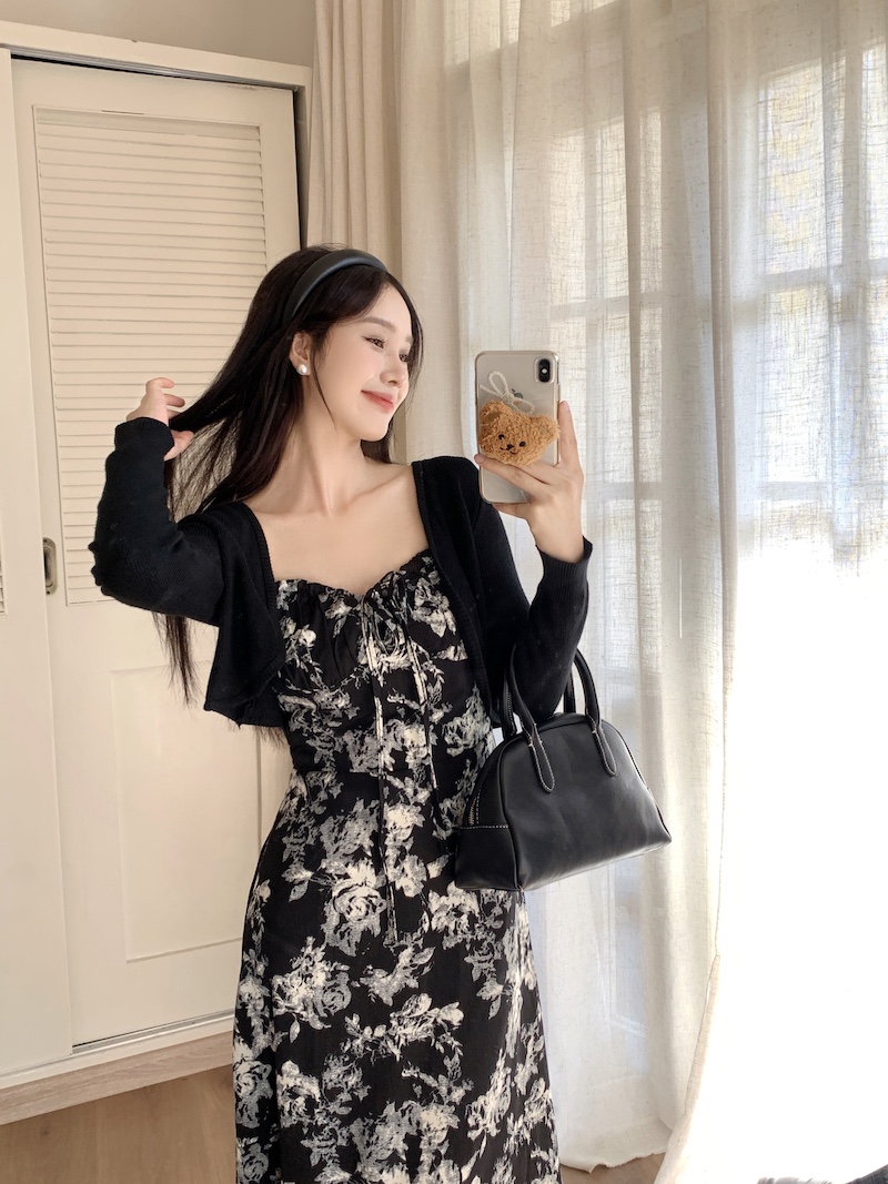 法式復古暈染印花吊帶連衣裙女設計感小眾過膝內搭長裙