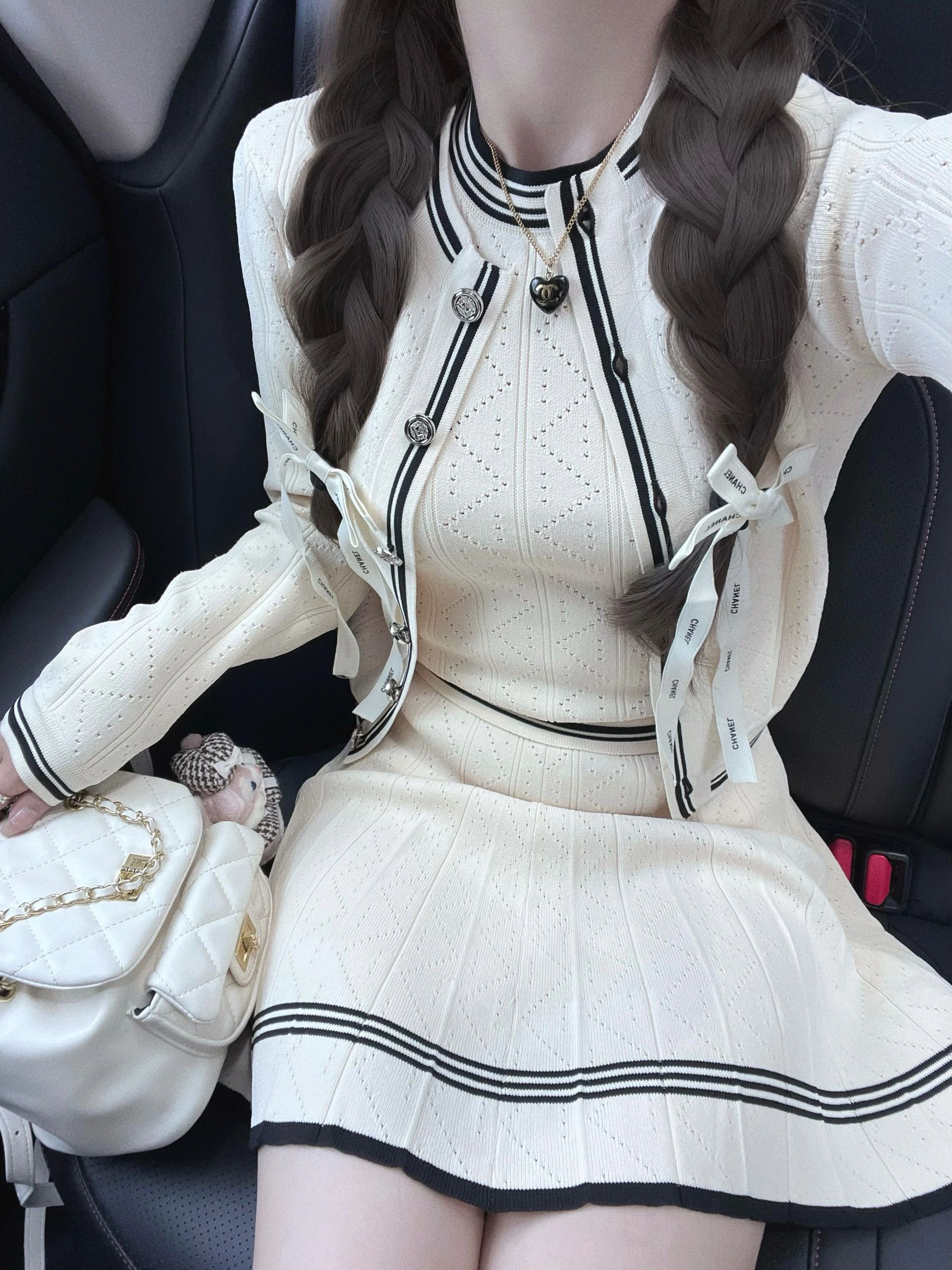 韓版學院風套裝修身短款針織開衫內搭背心女秋季百褶半身裙三件套