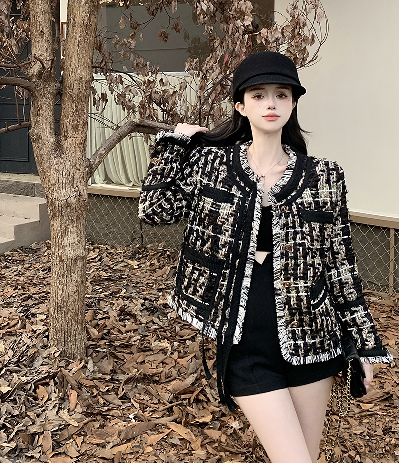 Socialite Xiaoxiang style tassel coat women's autumn and winter new black gold braided tweed temperament top
