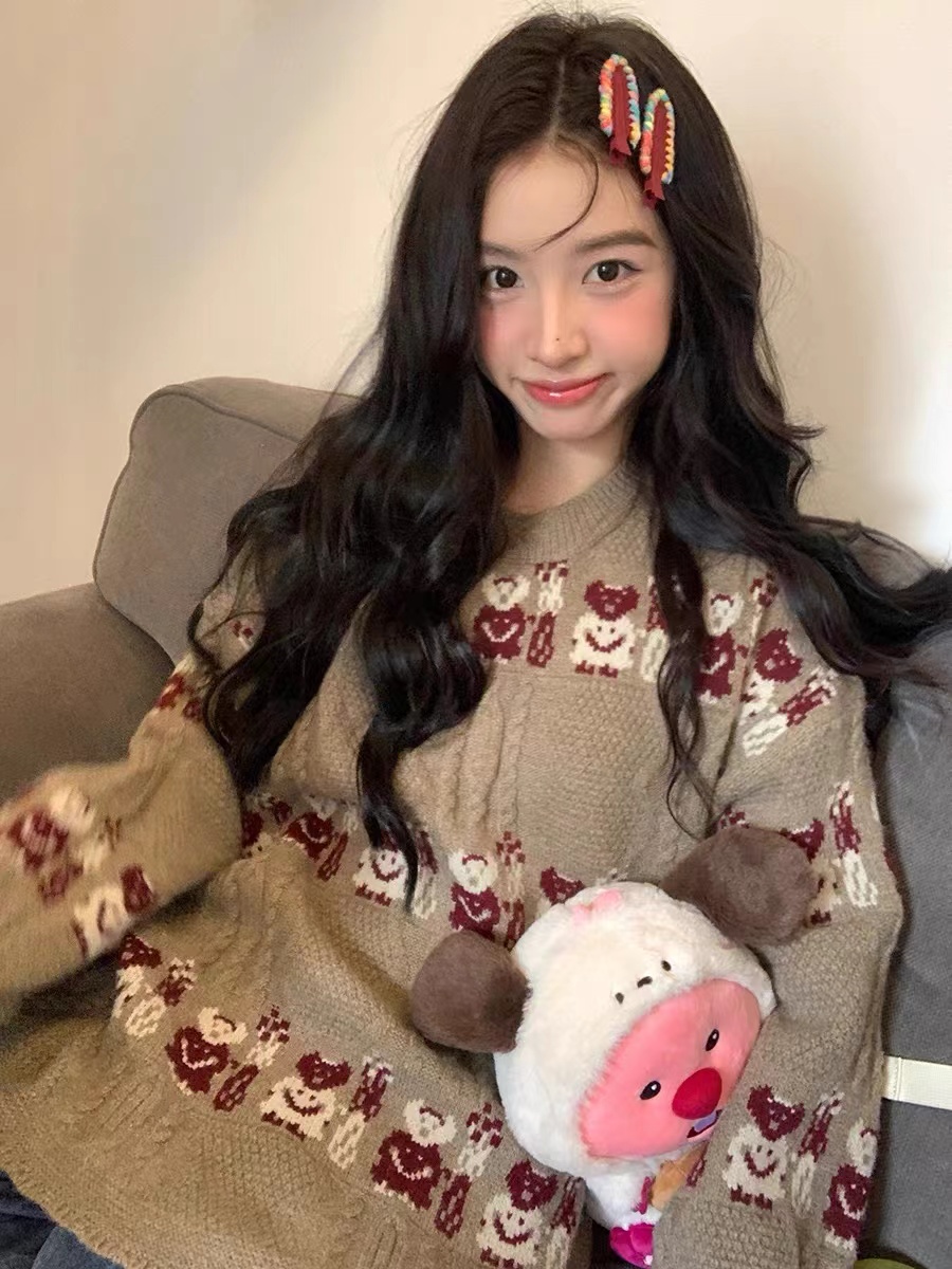 馨幫幫  森系減齡小熊印花毛衣女2023新款百搭慵懶寬鬆顯瘦針織衫