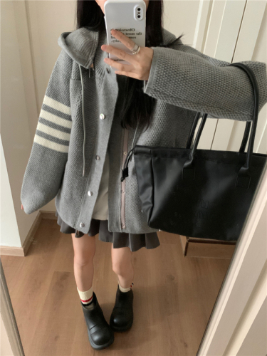 Large size high weight warm large sweater coat niche college gray hooded coat