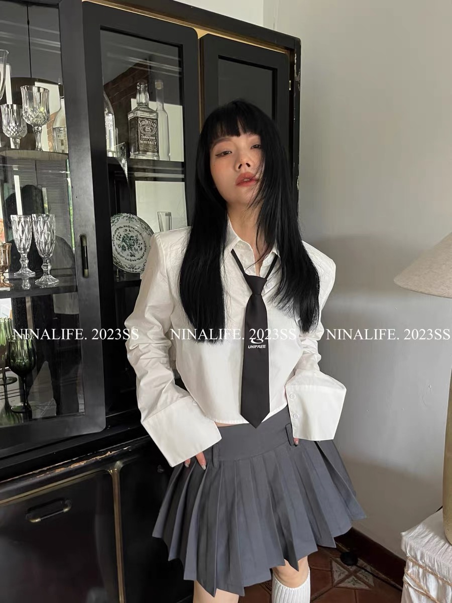 韓國2023年春季新款寬鬆休閒百搭學院風減齡短款白色襯衫女配領帶