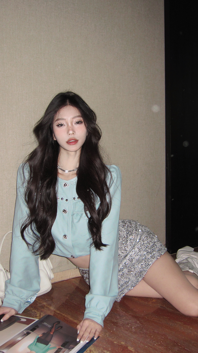 「你是如此美麗」派對女主角千金風短皮上衣+銀色半身裙