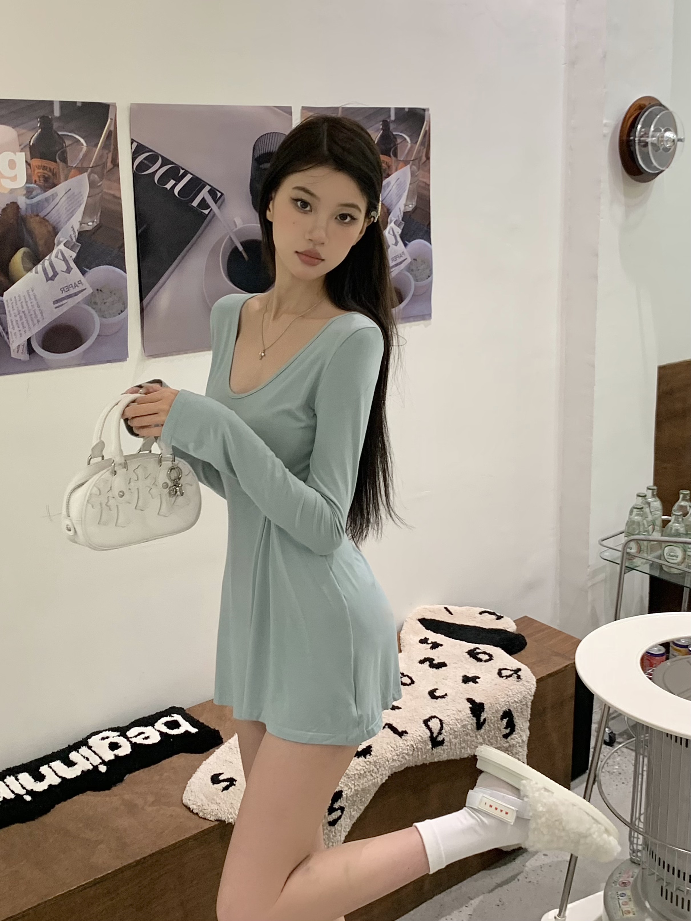 Western style pure lust V-neck waist slimming dress