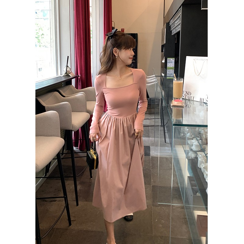 早秋法式長袖方領連衣裙子女春秋2023新款高級感修身顯瘦氣質長裙