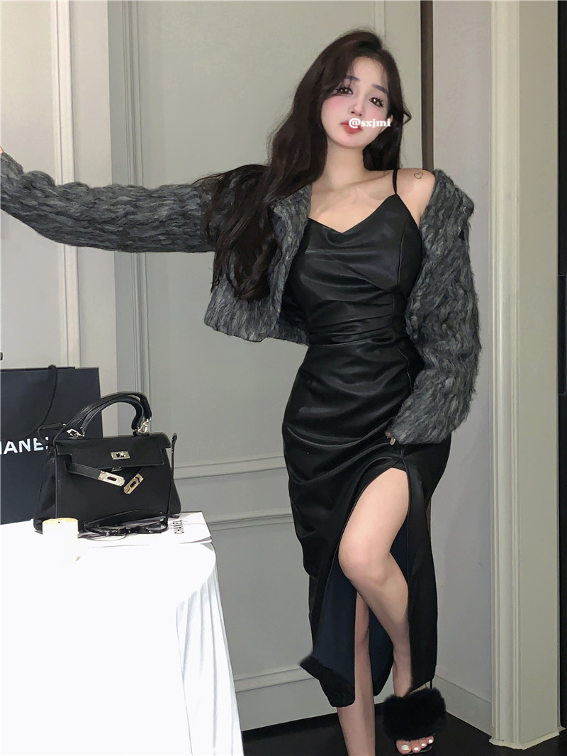 實拍  高級感毛絨外套女裝皮裙吊帶連衣裙套裝