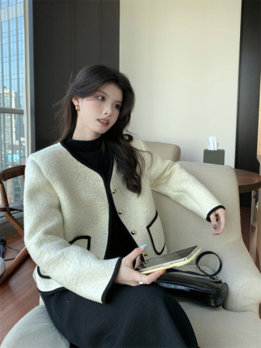 Autumn and winter new style retro small fragrant short coat women's Korean style high-end design niche chic temperament top suit