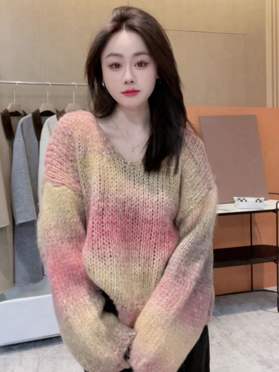Korean gradient knitted sweater autumn wear for women 2023 new design loose round neck pullover long-sleeved top